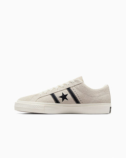CONVERSE One Star Academy Pro Suede
