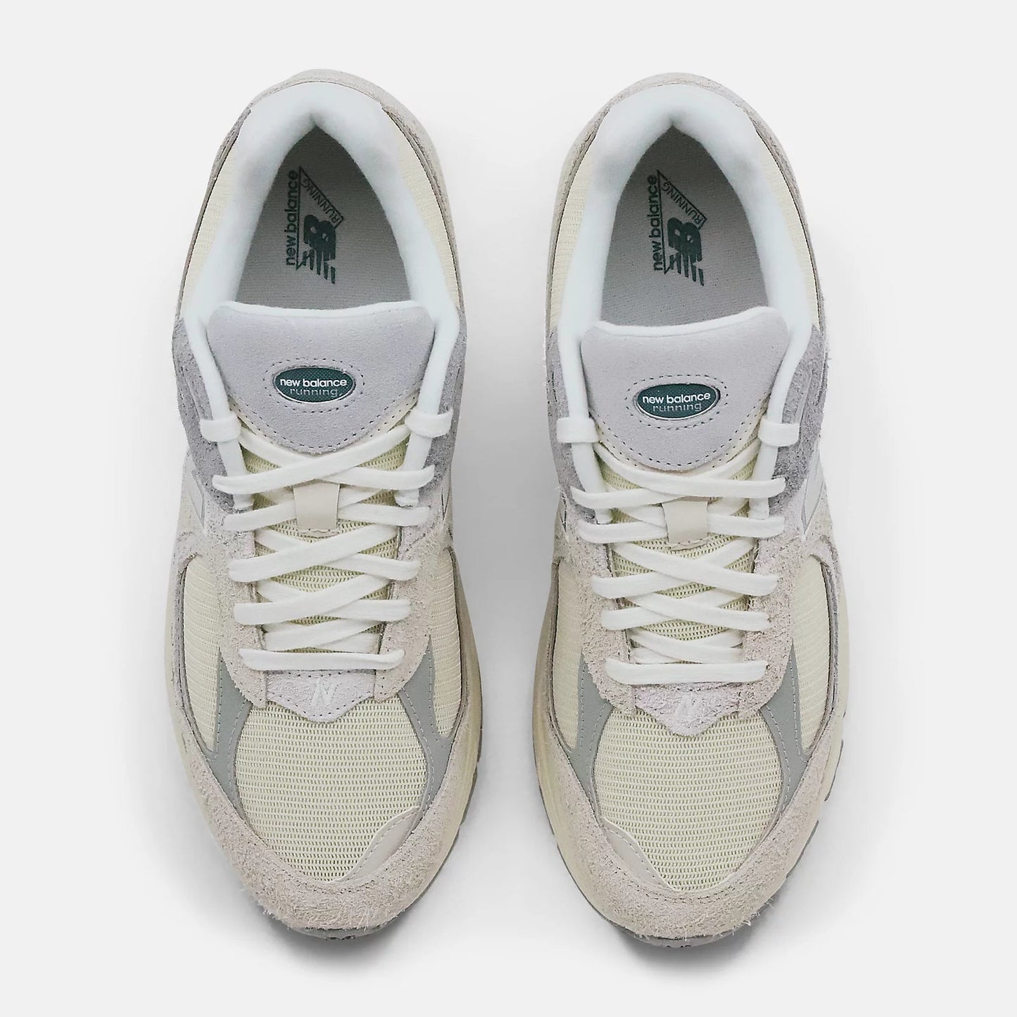 Homme 2002R Kicks fashion