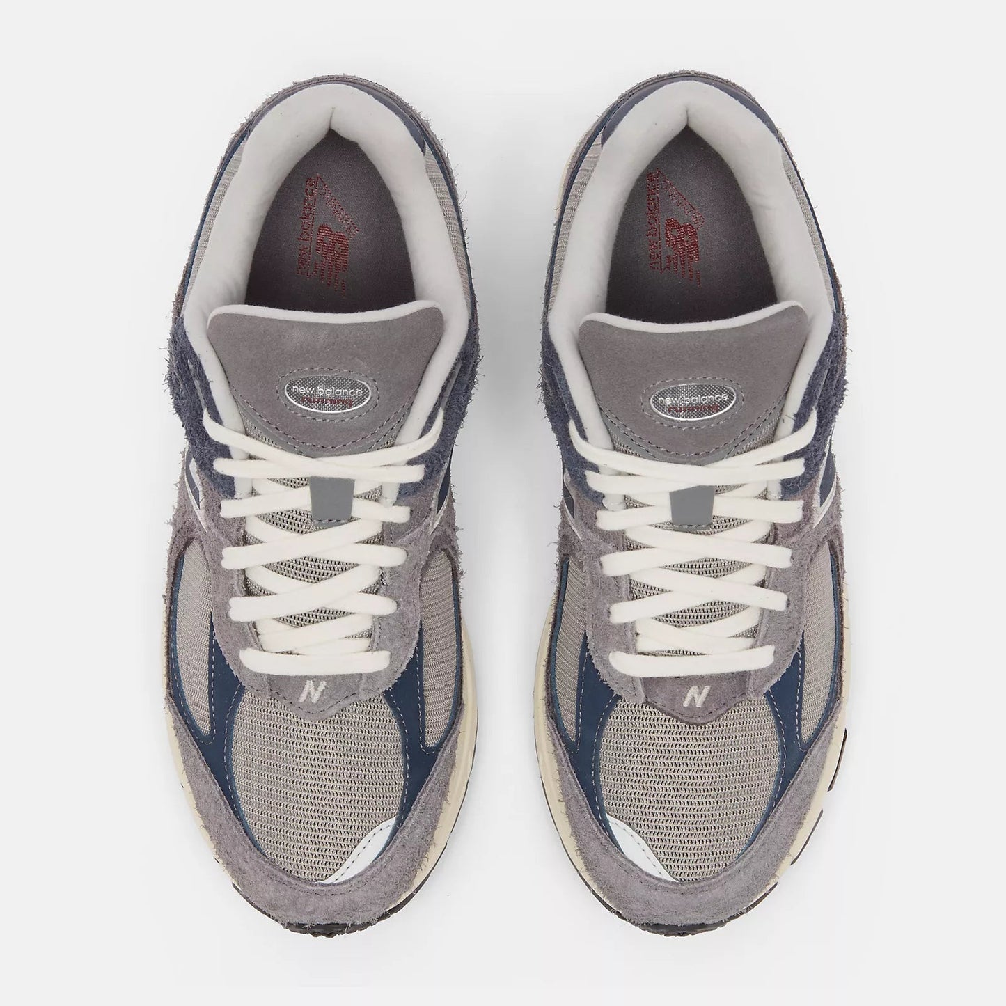 Homme 2002R Kicks fashion