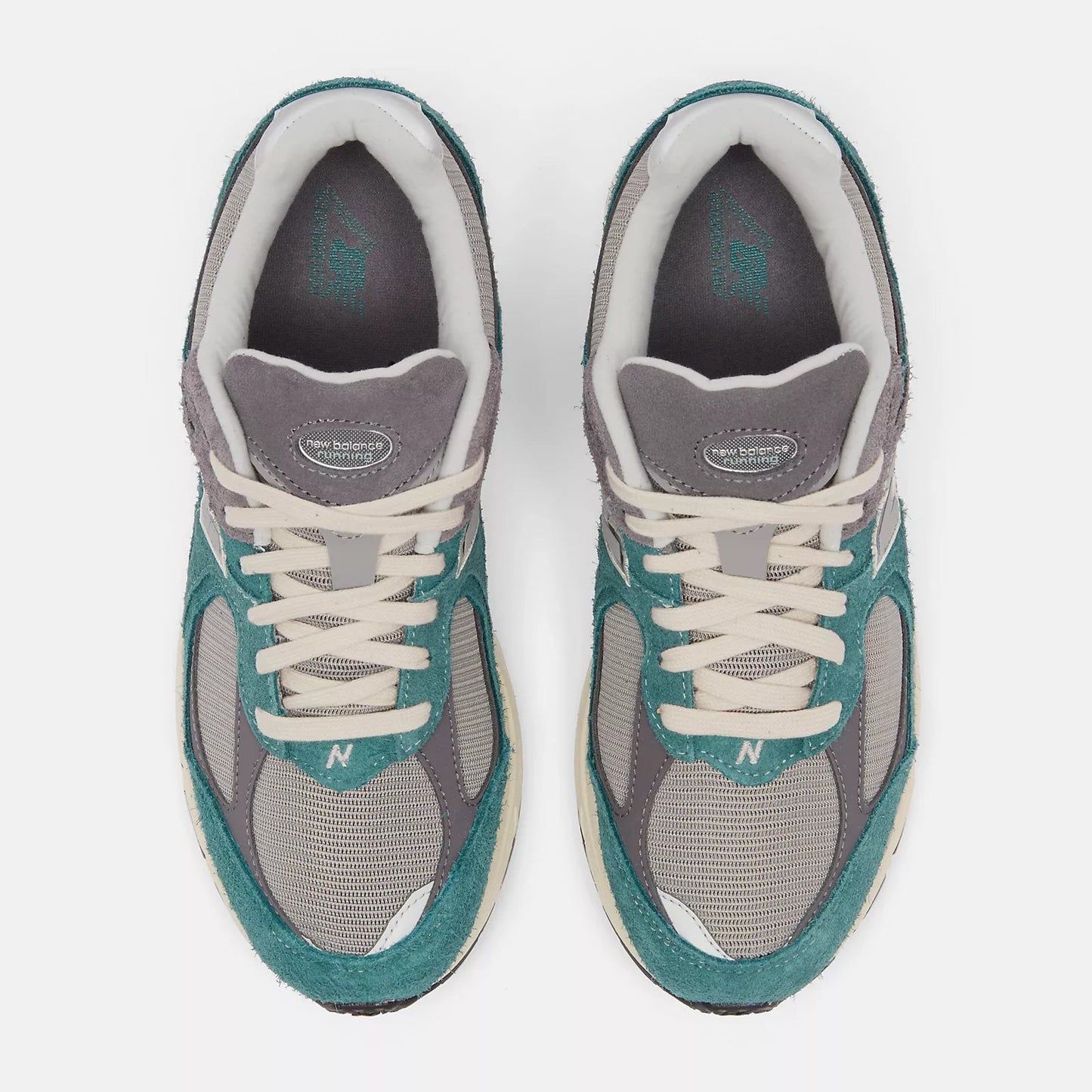 Homme 2002R Kicks fashion
