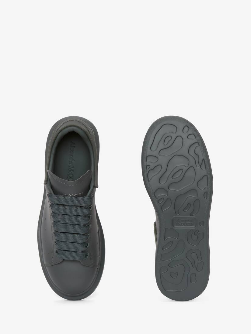 Alexander McQueen Oversize kicks fashion