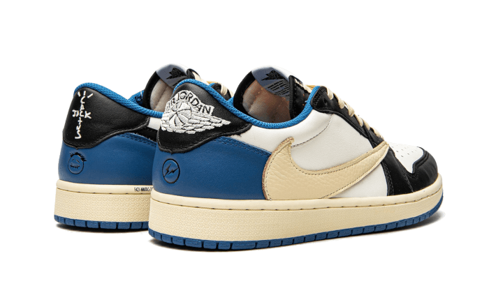 Air Jordan 1 Low Travis Scott Fragment Kicks fashion