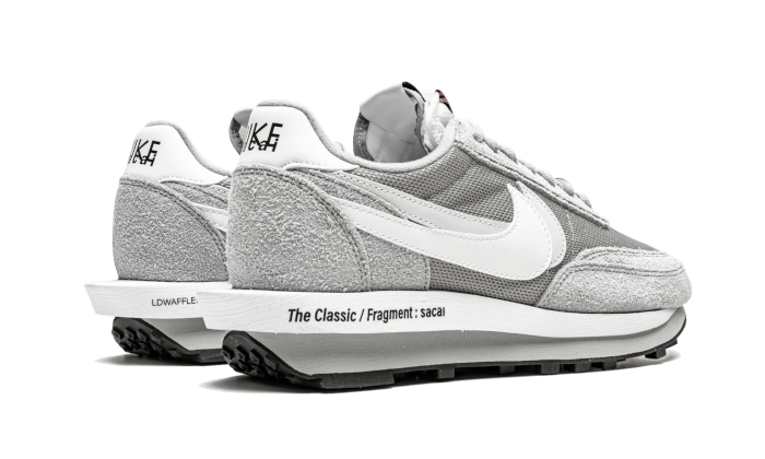 Nike
LD Waffle Sacai Fragment Wolf Grey France Sneakers