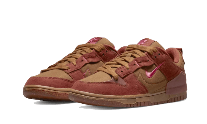 Nike
Dunk Low Disrupt 2 Desert Bronze