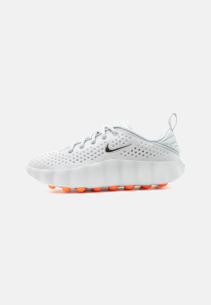 Nike Performance MIND 002 Kicks fashion