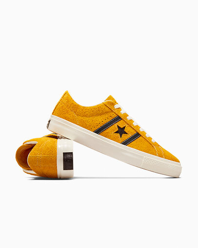 CONVERSE One Star Academy Pro Suede