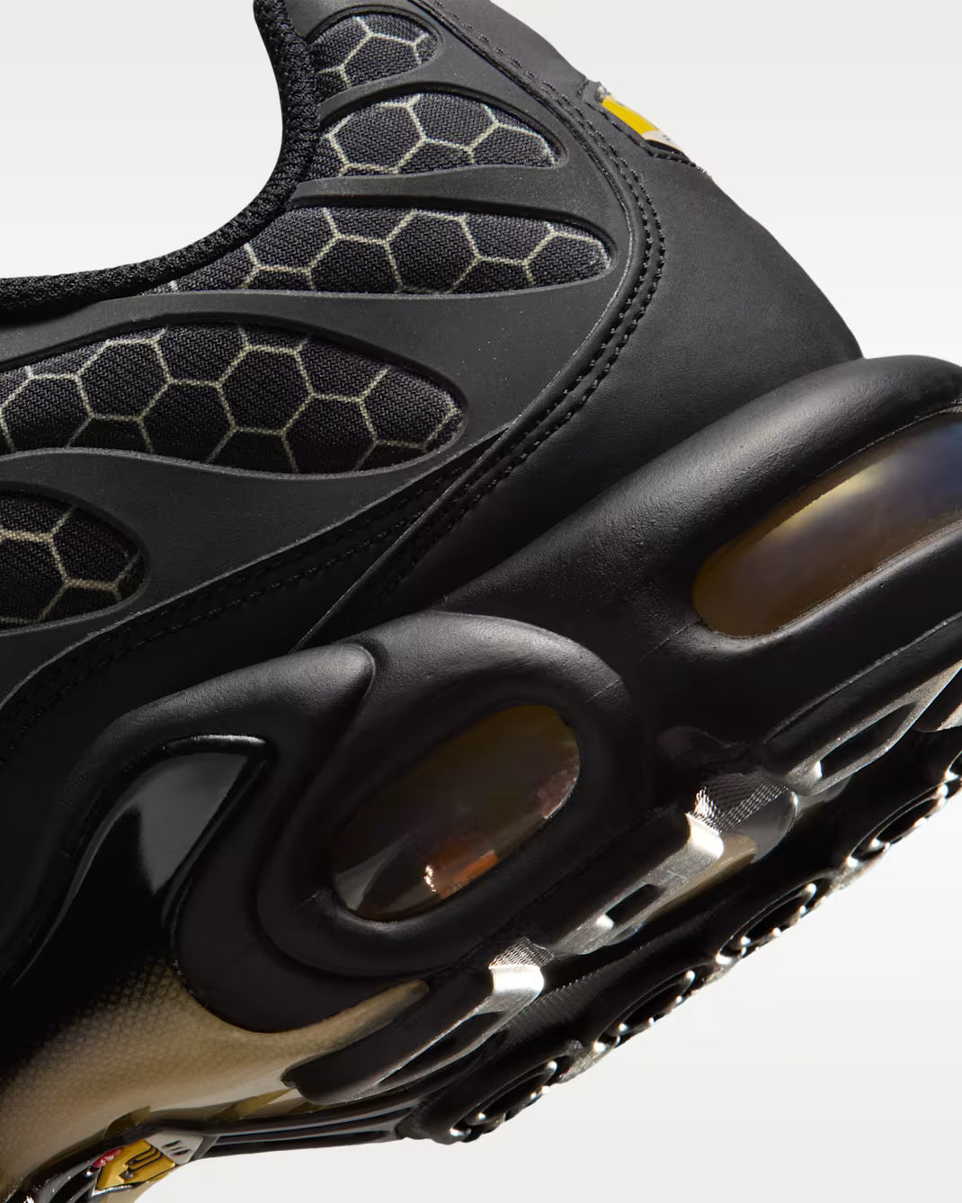 Nike Air Max Plus Manchester KicksFashion