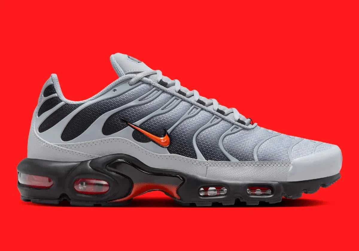 Nike Air Max Plus Wolf Grey Picante Red Kicks fashion