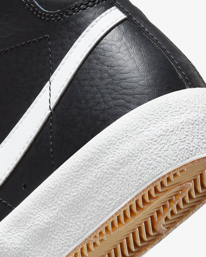 Nike Blazer Mid '77