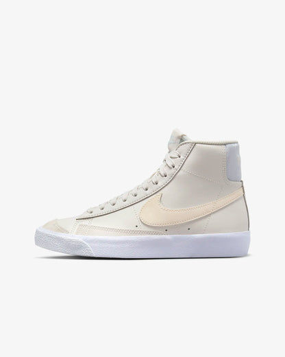 Nike Blazer Mid '77
