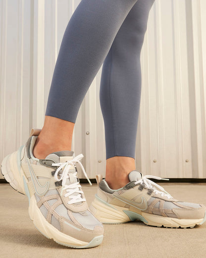 Nike V2K Run