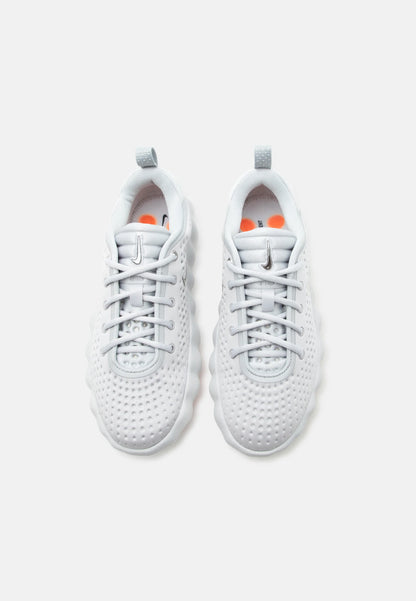 Nike Performance MIND 002 Kicks fashion