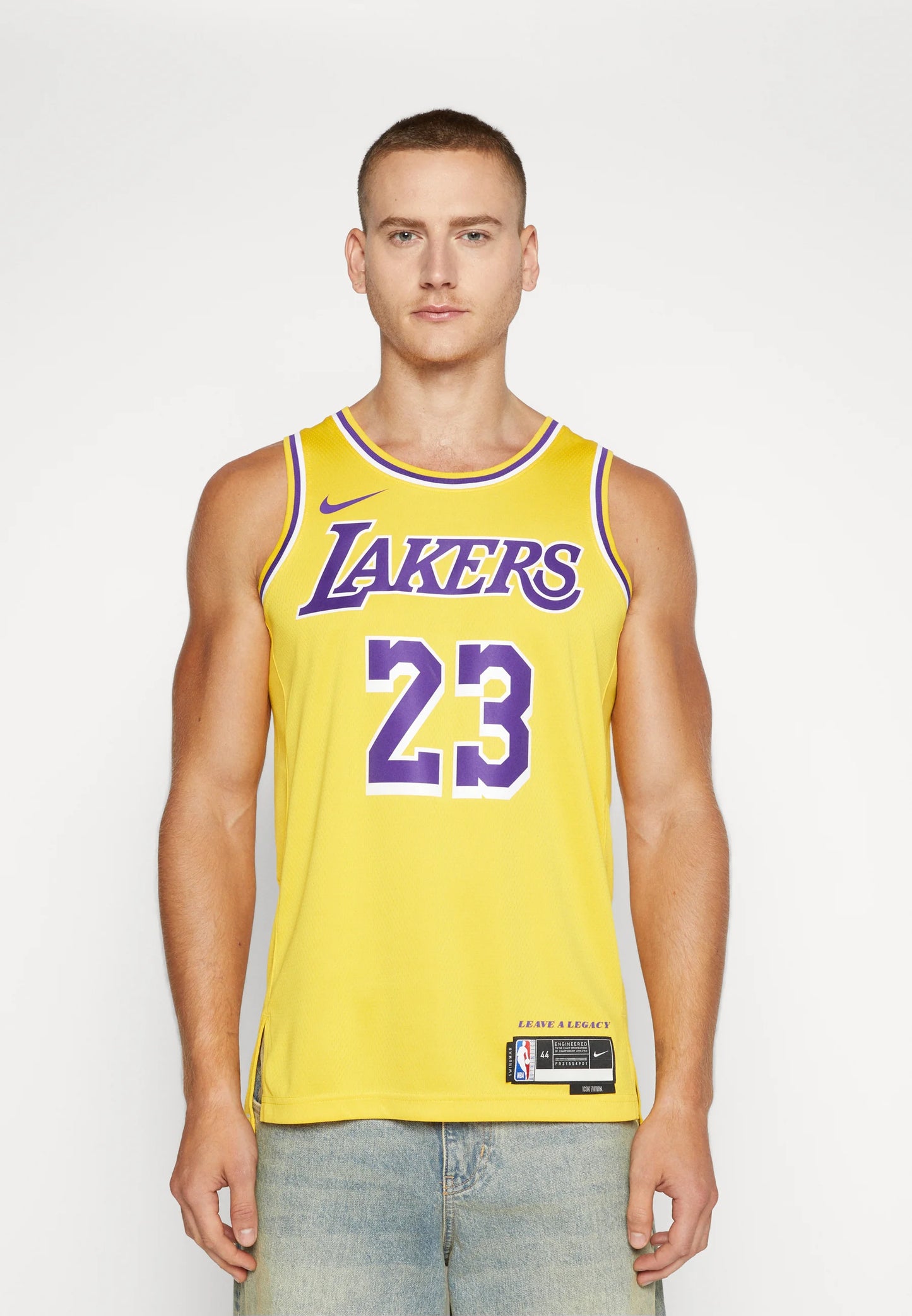 LeBron James Los Angeles Lakers Nike Unisex Swingman Jersey -Maillot NBA