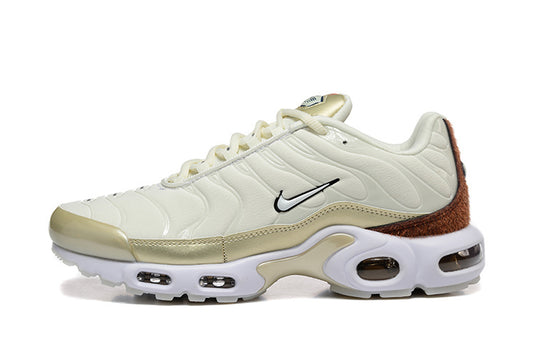 Nike Air Max Plus Golf Players Championship Kicks fashion