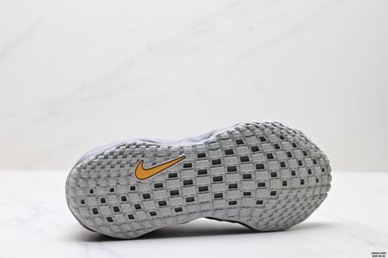 Nike Ava Rover Wolf Grey DX4215-004 – semelle extérieure