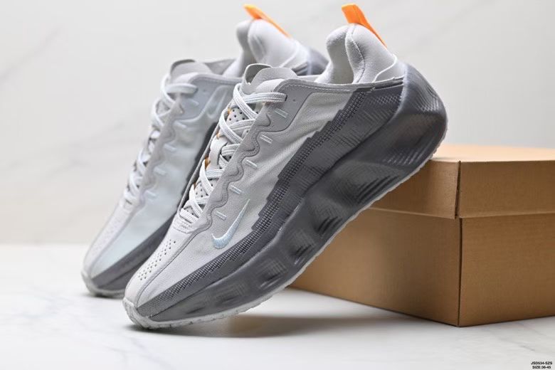 Nike Ava Rover Wolf Grey DX4215-004 – paire de trois quarts
