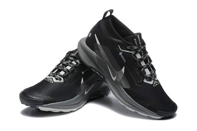 Nike Pegasus Trail 5 GORE-TEX noir et gris – vue 2