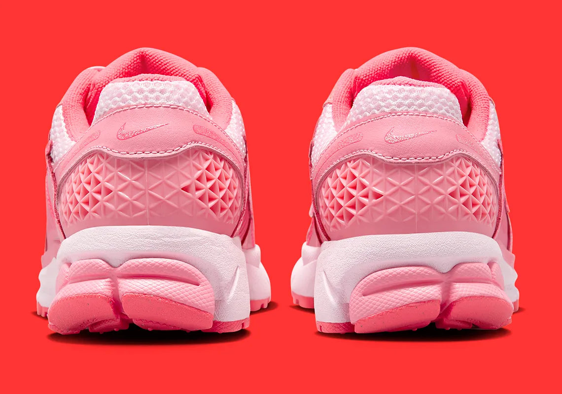 Nike Zoom Vomero 5 Coral Chalk Hot Punch KicksFashion