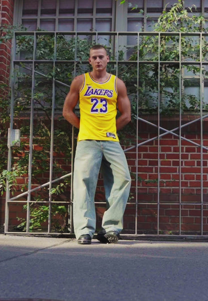 LeBron James Los Angeles Lakers Nike Unisex Swingman Jersey -Maillot NBA