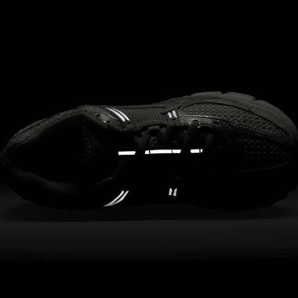 Nike Zoom Vomero 5 Sail Coconut Milk