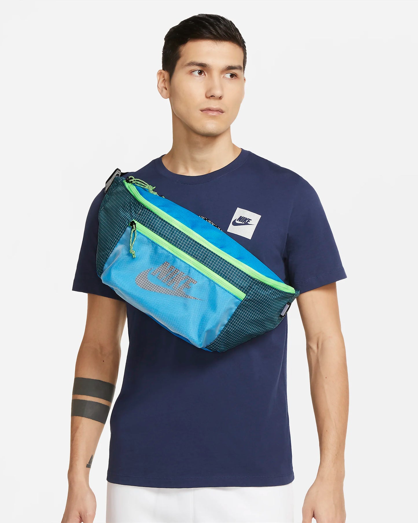 Nike Tech Hip Pack (10L)