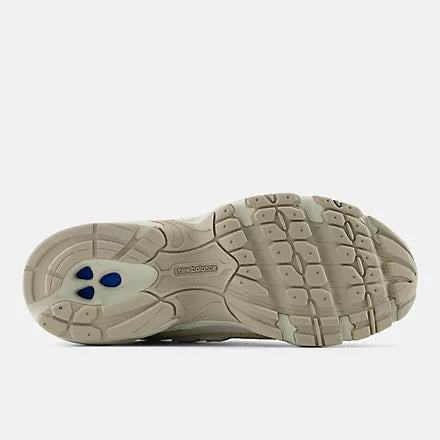 Incense avec Angora et Timberwolf