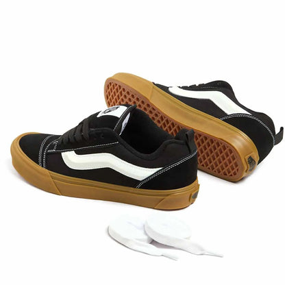 Chaussures Vans Knu Skool