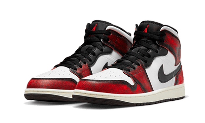 Air Jordan 1 Mid SE Wear-Away Chicago