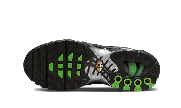 Nike Air Max Plus Tn  Black Silver Green Strike
