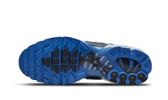 Nike Air Max Plus Tn SE Social FC