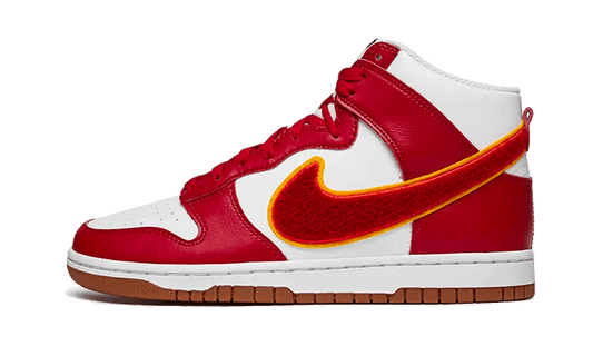 Nike

Dunk High Chenille Swoosh White Gym Red