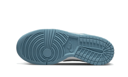 Nike

Dunk Low Clear Swoosh