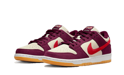 Nike SB Dunk Low Skate Like A Girl Bordeaux