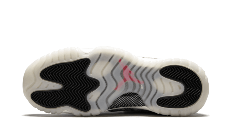 Air Jordan 11 Low Snakeskin Light Bone
