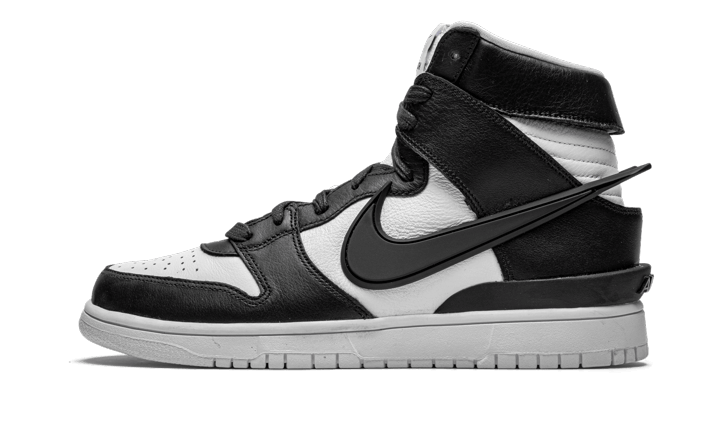 Nike

Dunk High Ambush Black White