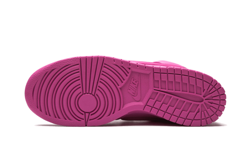 Nike

Dunk High Ambush Cosmic Fuchsia