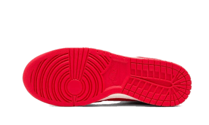 Nike

Dunk High First Use University Red