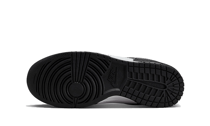 Nike

Dunk Low Disrupt 2 Panda