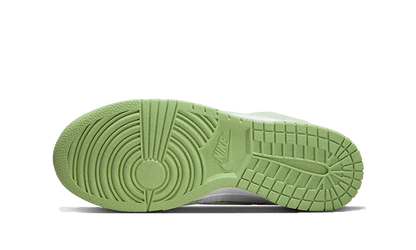 Nike Dunk Low SE Fleece Green