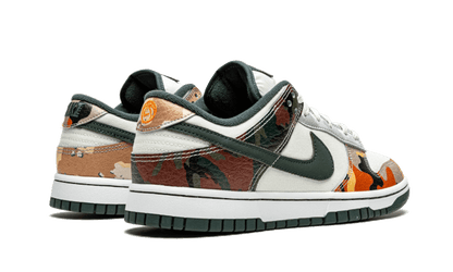 Nike

Dunk Low SE Sail Multi-Camo