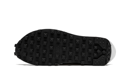 Nike

LD Waffle Sacai Fragment Wolf Grey