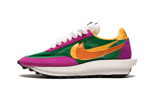 Nike

LD Waffle Sacai Pine Green Del Sol
