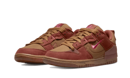 Nike

Dunk Low Disrupt 2 Desert Bronze