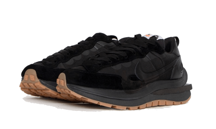 Nike

Vaporwaffle Sacai Black Gum
