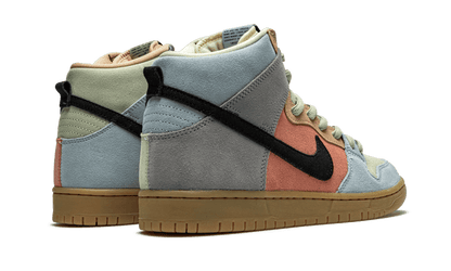 Nike SB Dunk High Spectrum