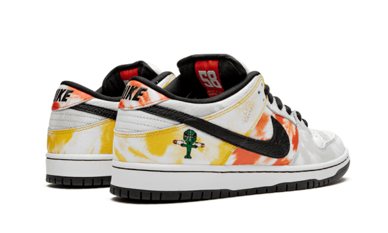 Nike SB Dunk Low Raygun Tie Dye Away Kicks fashion